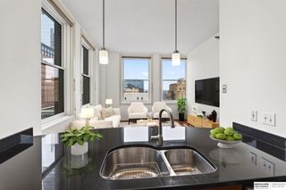 300 S 16th Street # 802, Omaha, NE 68102