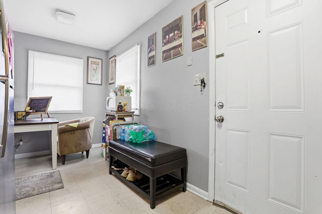 4909-4911 Karl Road, Columbus, OH 43229