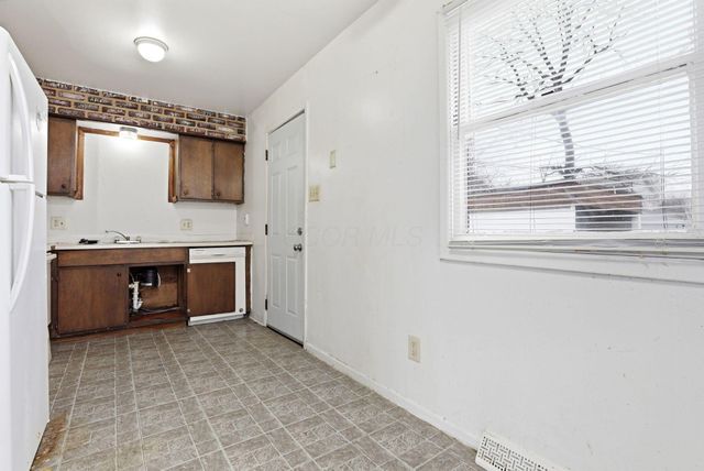 4909-4911 Karl Road, Columbus, OH 43229