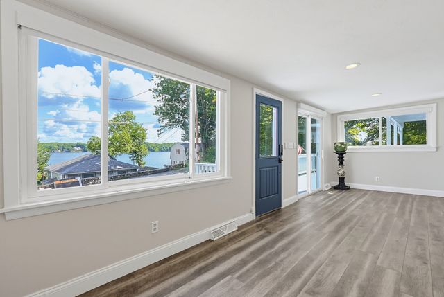 118 Woolford Road, Wrentham, MA 02093