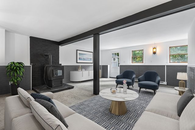61 Palmer Rd, Plymouth, MA 02360