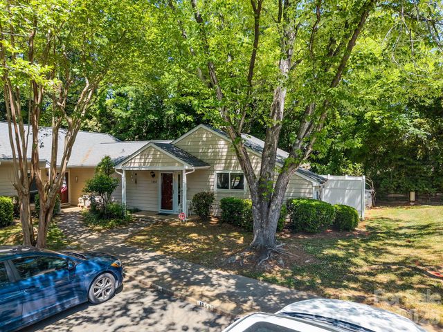 1057 Sardis Cove Drive, Charlotte, NC 28270