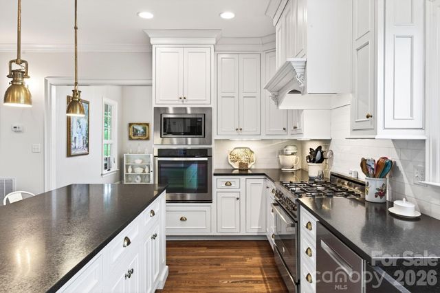 30 Water Hill Way, Fletcher, NC 28732