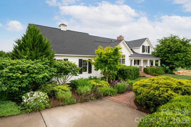 30 Water Hill Way, Fletcher, NC 28732