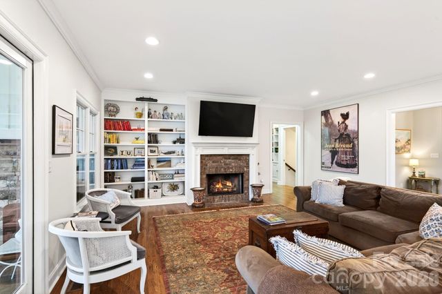 30 Water Hill Way, Fletcher, NC 28732