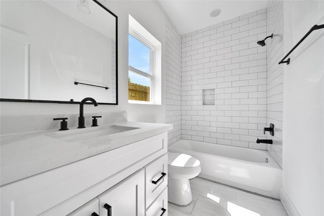 4124 Buck Street, Houston, TX 77020