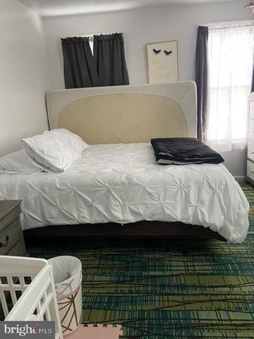 448 HAMILTON ST, Harrisburg, PA 17102