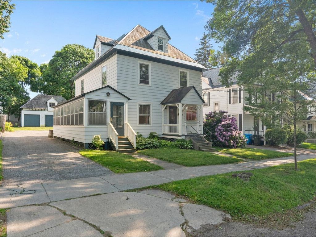 159 Loomis Street, Burlington, VT 05401