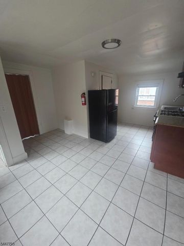 345 Mitchell Ave, Linden City, NJ 07036