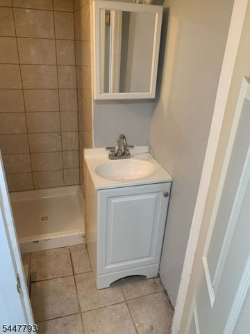 345 Mitchell Ave, Linden City, NJ 07036