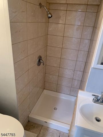 345 Mitchell Ave, Linden City, NJ 07036