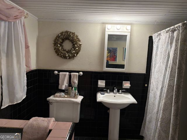 601 Fort King George Drive, Darien, GA 31305