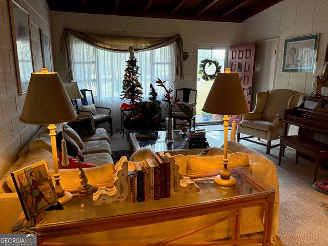 601 Fort King George Drive, Darien, GA 31305