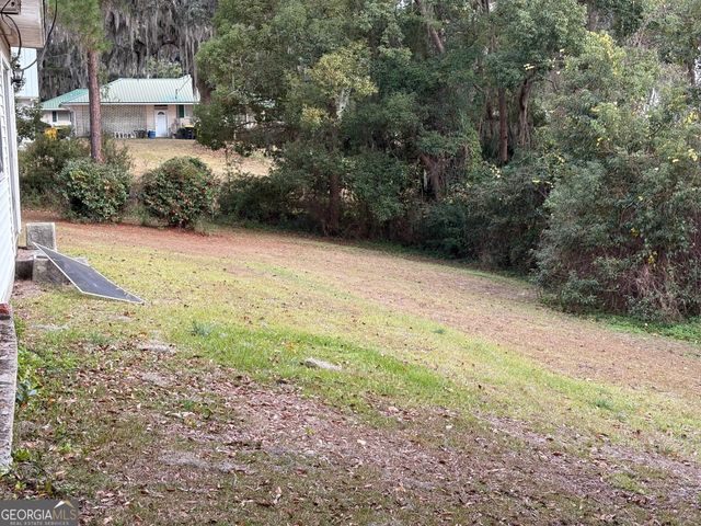 601 Fort King George Drive, Darien, GA 31305