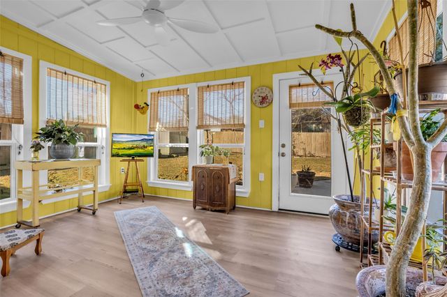 242 Sunset Path N, Conroe, TX 77316