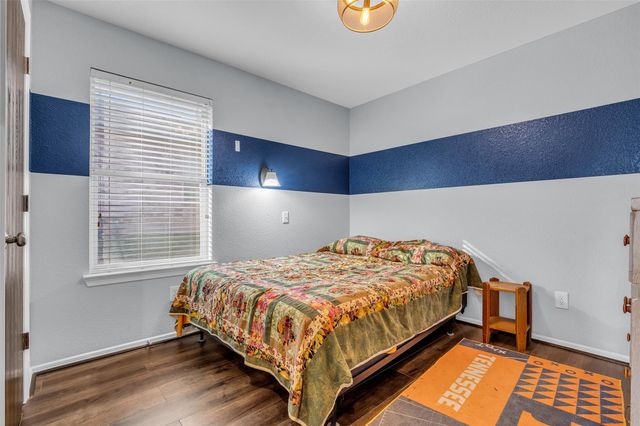 242 Sunset Path N, Conroe, TX 77316