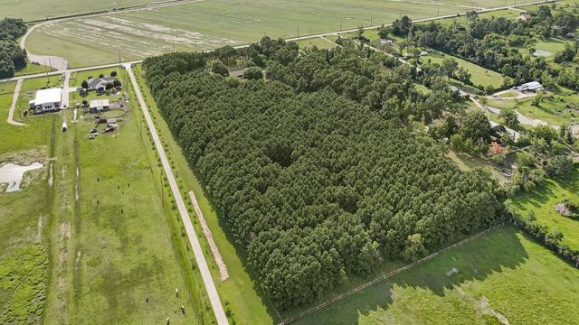 21230 Ramsey Road, Crosby, TX 77532