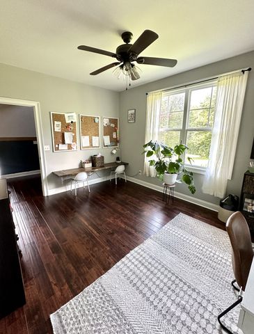 1136 Dimple Rd, S, Chapmansboro, TN 37035