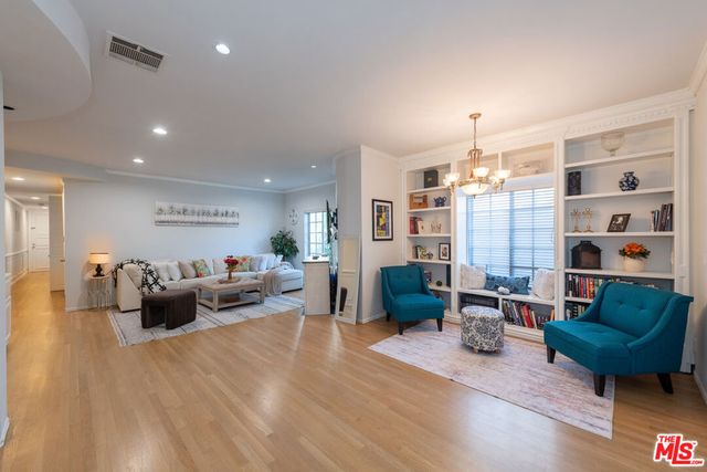 10531 Ashton Avenue 202, Los Angeles, CA 90024