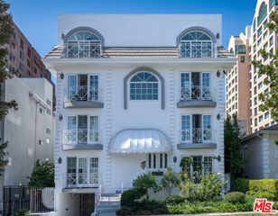 10531 Ashton Avenue 202, Los Angeles, CA 90024