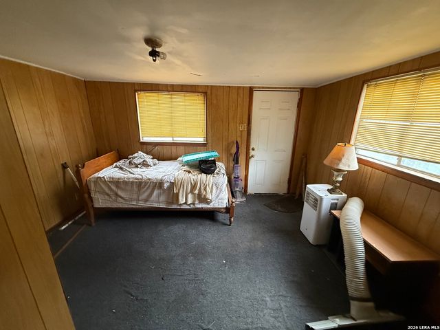 217 S POLARIS ST, San Antonio, TX 78203