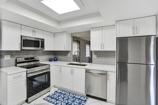 1821 NE 40th Ct 307, Pompano Beach, FL 33064