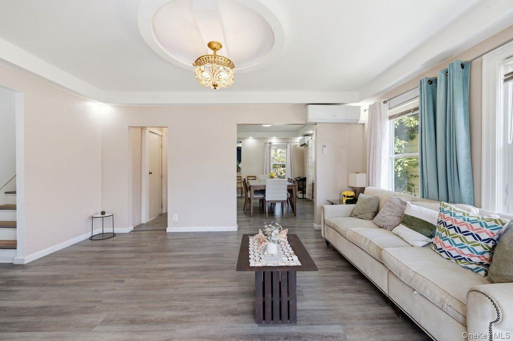 113-29 Colfax Street, Queens Village, NY 11429 — photo 5