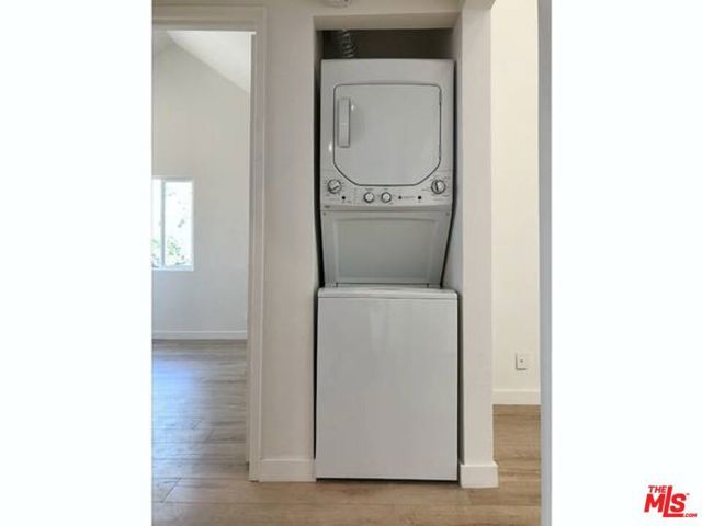 853 N HAYWORTH Avenue 201, Los Angeles, CA 90046