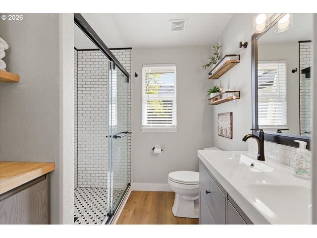 18988 Sw PIKE Ln, Beaverton, OR 97078