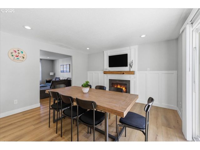 18988 Sw PIKE Ln, Beaverton, OR 97078