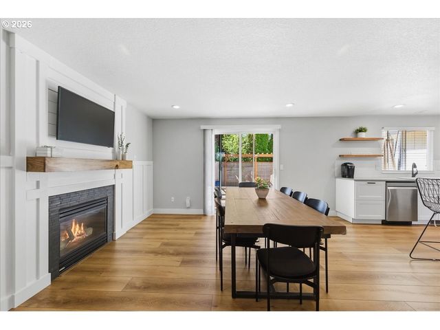 18988 Sw PIKE Ln, Beaverton, OR 97078