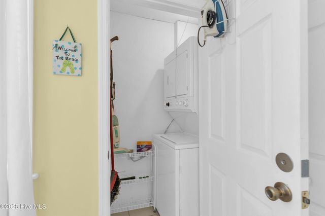 1618 Canal Drive Apt C44, Carolina Beach, NC 28428