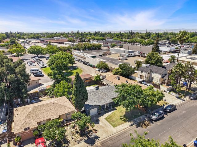 152 Drake Ave, Modesto, CA 95350