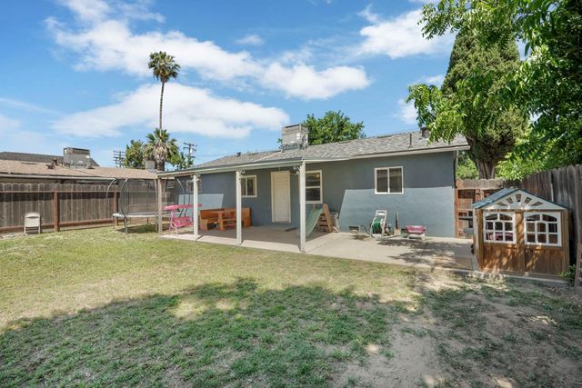 152 Drake Ave, Modesto, CA 95350