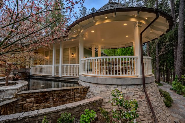 503 Quail Lane, Grants Pass, OR 97526