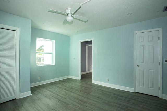 849 W 2nd Street, Riviera Beach, FL 33404