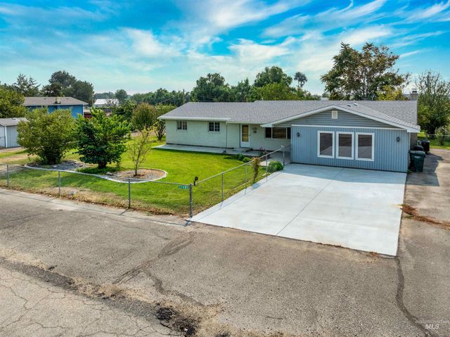 11465 Hall Dr, Nampa, ID 83651