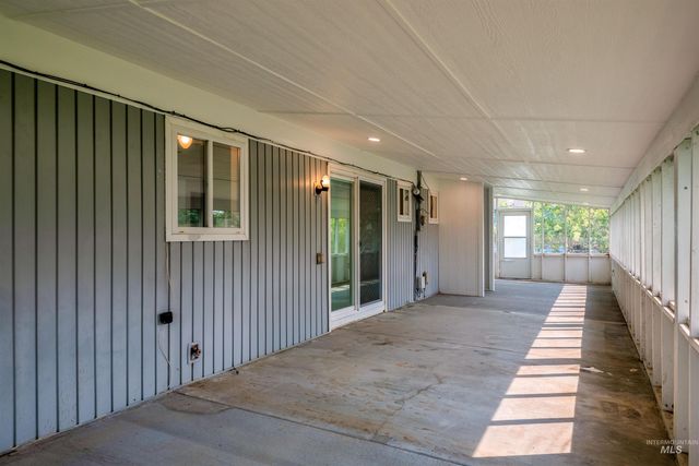 11465 Hall Dr, Nampa, ID 83651
