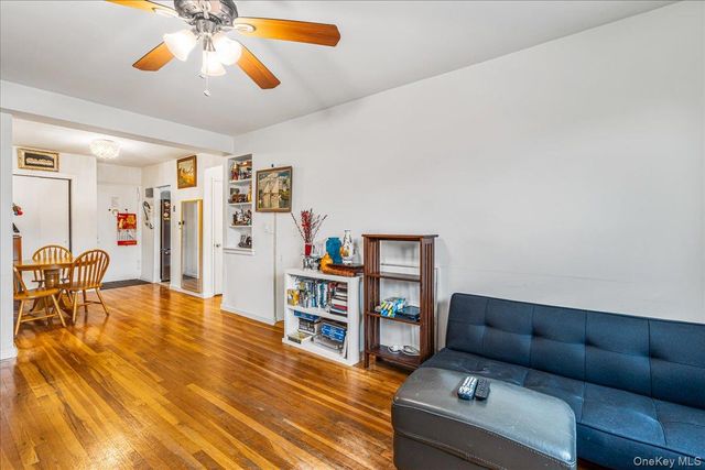 211-02 73rd Avenue 4P, Bayside, NY 11364