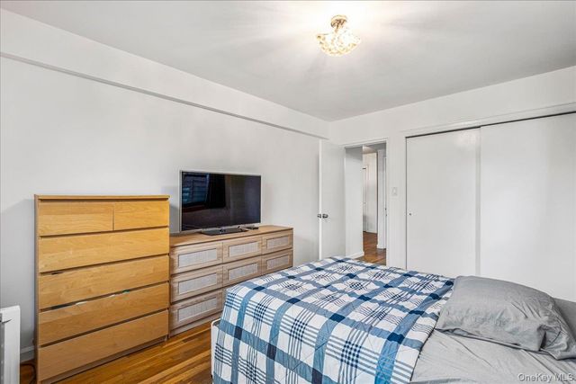 211-02 73rd Avenue 4P, Bayside, NY 11364