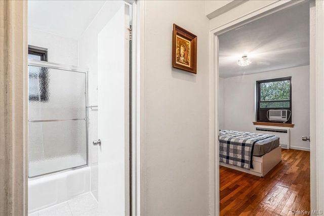 211-02 73rd Avenue 4P, Bayside, NY 11364
