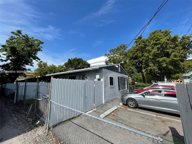 1346 NW 6th Street, Miami, FL 33125