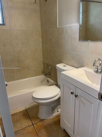 1346 NW 6th Street, Miami, FL 33125