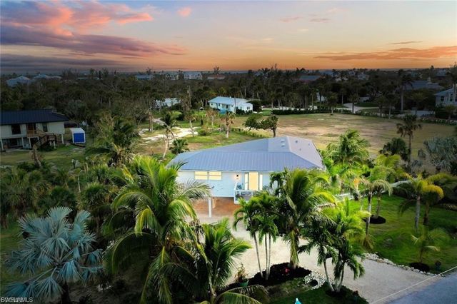 6093 Henderson RD, Sanibel, FL 33957