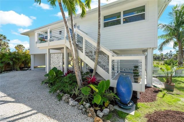 6093 Henderson RD, Sanibel, FL 33957