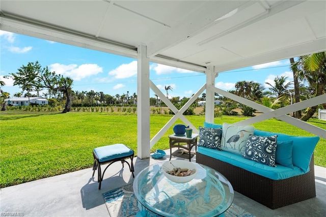 6093 Henderson RD, Sanibel, FL 33957