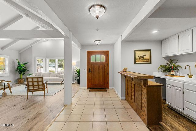 2735 Los Pinos Circle, Camarillo, CA 93012