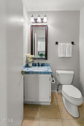 2735 Los Pinos Circle, Camarillo, CA 93012