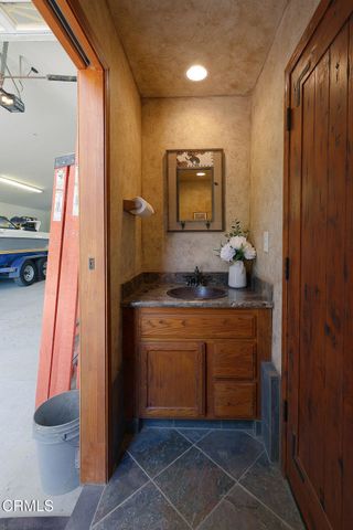 2735 Los Pinos Circle, Camarillo, CA 93012