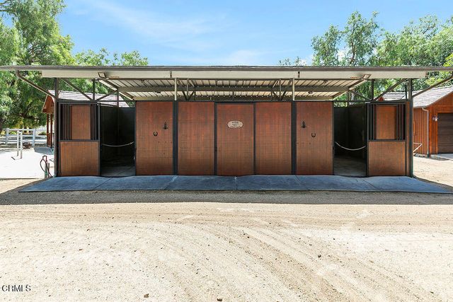 2735 Los Pinos Circle, Camarillo, CA 93012